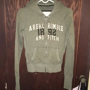 Abercrombie army green jacket💚